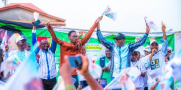 Législatives à Gbessia : bain de foule et ferveur populaire pour l’UMP à Yimbaya Port 2