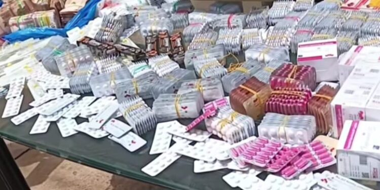 Trafic de médicaments : 9 200 comprimés et 46 millions GNF saisis à Madina
