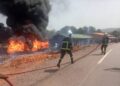 Mamou–Timbo : un mort, un blessé grave et deux habitations dévastées dans l&rsquo;incendie d&rsquo;un camion-citerne