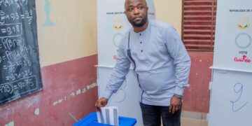 Double scrutin : « j’ai personnellement constaté le professionnalisme des assesseurs et des membres du bureau de vote..», (Ministre Faya François Bourouno)