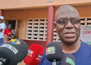 Dr Faya Millimouno inquiet : « le fichier électoral a augmenté de 2 millions 7 mille électeurs… »