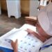 Élections législatives et communales : des irrégularités signalées dans un bureau de vote à Kissosso