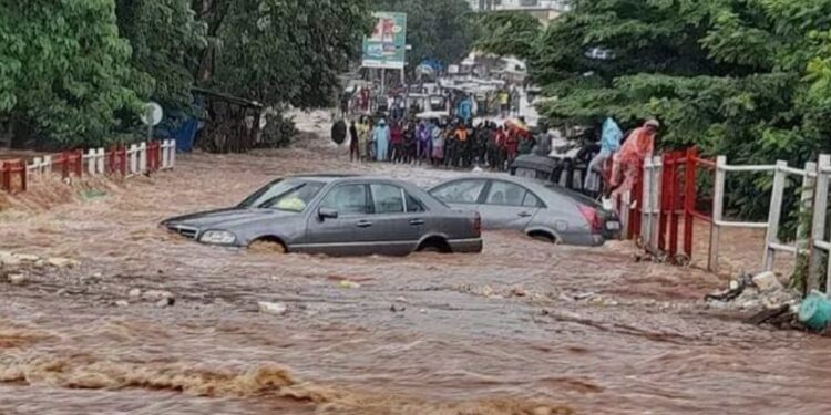 Alerte météo: des orages et pluies modérées attendus cette nuit en Moyenne et Basse Guinée