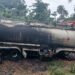 Nzérékoré : un camion-citerne de carburant  se renverse et prend feu