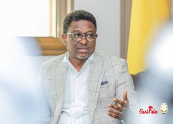 Examens nationaux : Alpha Bacar Barry annonce le rattrapage au Bac et des corrections accélérées