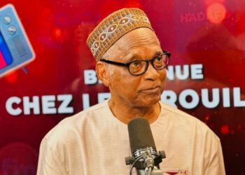 Hommage de l’ancien ministre de la Communication Issa Condé aux doyens Souleymane Diallo et Amirou Barry