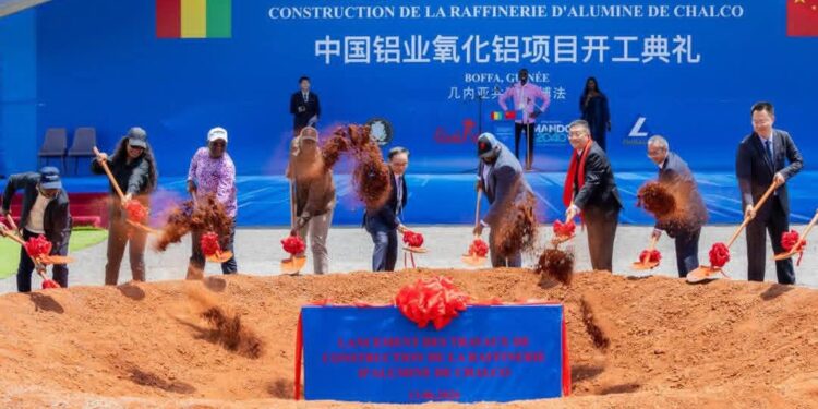 Mines : lancement des travaux de construction de la raffinerie d&rsquo;alumine de Chalco à Boffa