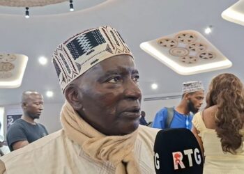 Nuisances sonores : l’ancien ministre Ibrahima Boiro poursuit en justice un gérant de chicha lounge et réclame 150 millions de dommages