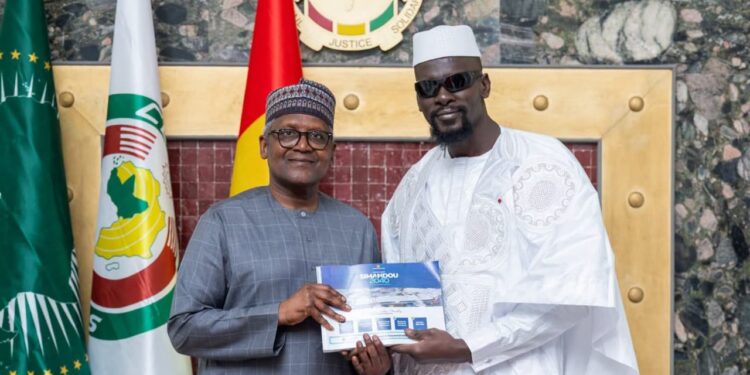 « Nous sommes ici pour soutenir le programme du président » : le magnat nigérian Dangote en visite à Conakry