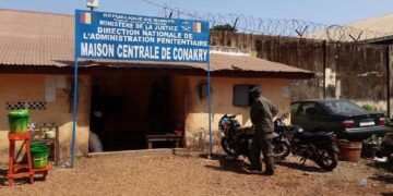 Justice : suite du décès d&rsquo;une garde pénitentiaire, toutes les audiences correctionnelles reportées dans les tribunaux de Conakry