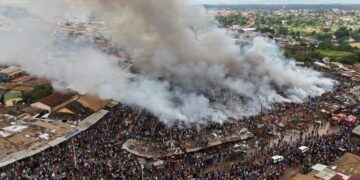 Nzérékoré : 2 916 commerçants affectés et 4 342 infrastructures détruites lors de l’incendie au Grand Marché