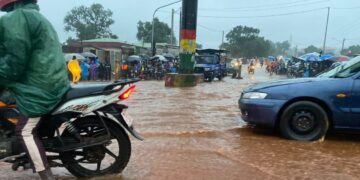 Orages, pluies et vents forts : une alerte météorologique couvre toute la Guinée jusqu’à samedi