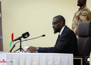 Le président Mamadi aux conseillers du CNT: « je sais qu&rsquo;il n&rsquo;existe pas de plus grand honneur que de servir sa patrie… »