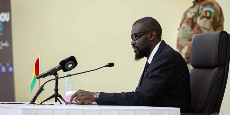 Le président Mamadi aux conseillers du CNT: « je sais qu&rsquo;il n&rsquo;existe pas de plus grand honneur que de servir sa patrie… »