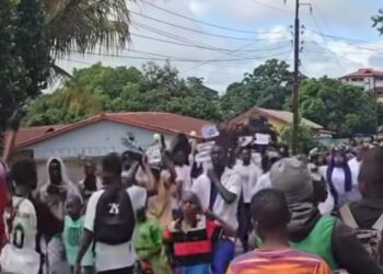 Kindia : des candidats au Bac maintiennent la pression, exigent justice pour Mamadou Diouma et la libération des élèves incarcérés