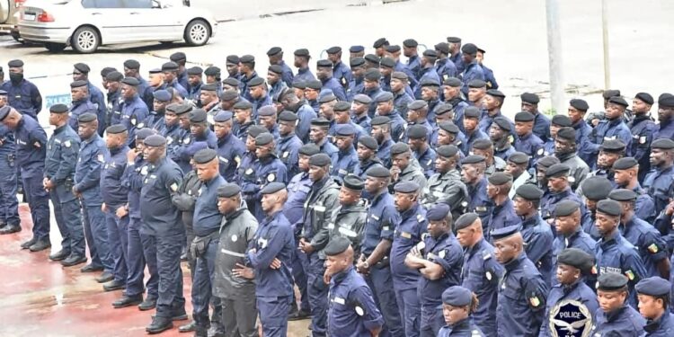 Concours interne de la Police nationale : 200 policiers à recruter pour le Groupement d’intervention et de Protection