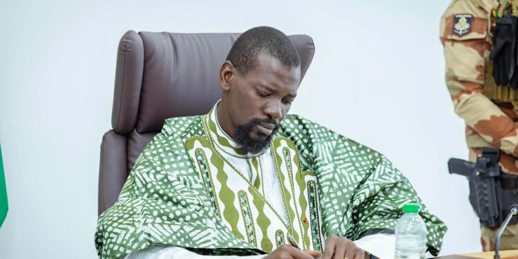Le président Mamadi Doumbouya prévient : « chaque ministre sera évalué en fonction de ses résultats et de sa capacité à mettre en œuvre son projet de société… »