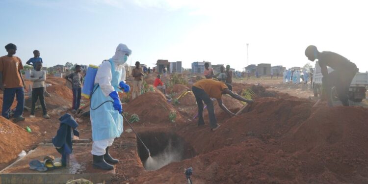 RDC : l&rsquo;épidémie d&rsquo;Ebola devient la plus meurtrière de l&rsquo;histoire du pays, plus 2300 morts en trois mois