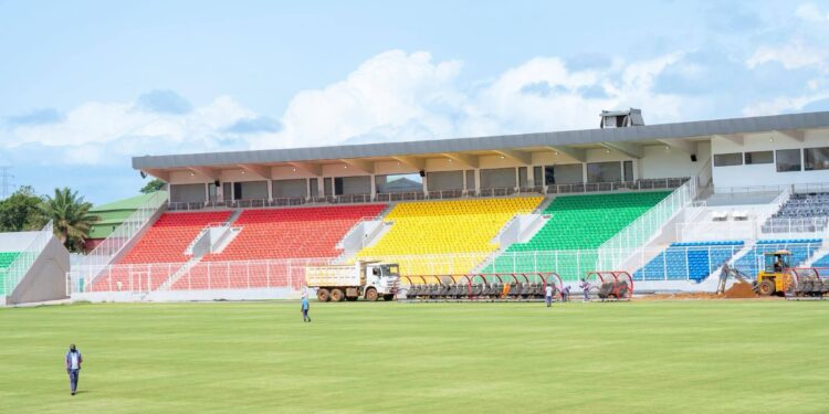 Stade du 28 Septembre : la CAF accorde une homologation temporaire de catégorie 3