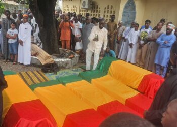 Effondrement d’un immeuble à Hafia 1: les cinq victimes reposent désormais au cimetière du quartier