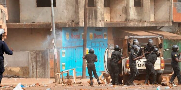 Kobaya Plateau : un jeune homme mortellement poignardé par son ami, le suspect échappe au lynchage