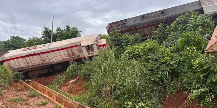 Dubréka : une rame ferroviaire déraille