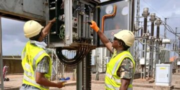 Coupures d’électricité dans plusieurs quartiers de Conakry : EDG évoque un incident technique au poste de Sanoyah