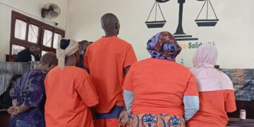 Vol aggravé à Kindia : quatre femmes condamnées, le parquet saisit la Cour d’appel