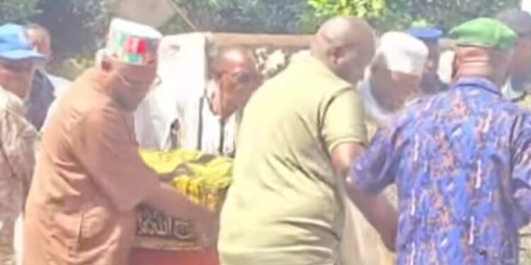 Labé : derniers adieux à la veuve d’Elhadj Saïfoulaye Diallo