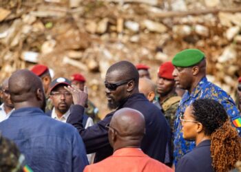 Des chantiers à la troupe : le président Mamadi poursuit sa politique de proximité