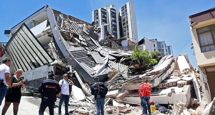 Séisme en Colombie : 265 morts, course contre la montre pour retrouver des survivants