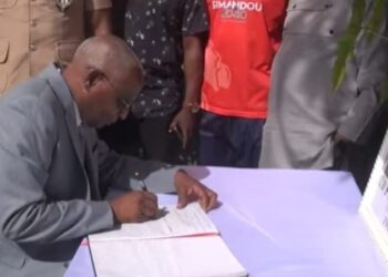 Décès de Sidya Touré: « le président de la République est particulièrement attristé », déclare Amadou Oury Bah