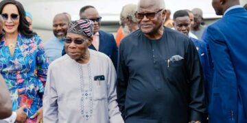 Sierra Leone : Ernest Bai Koroma retrouve Freetown après plus de deux ans d’exil