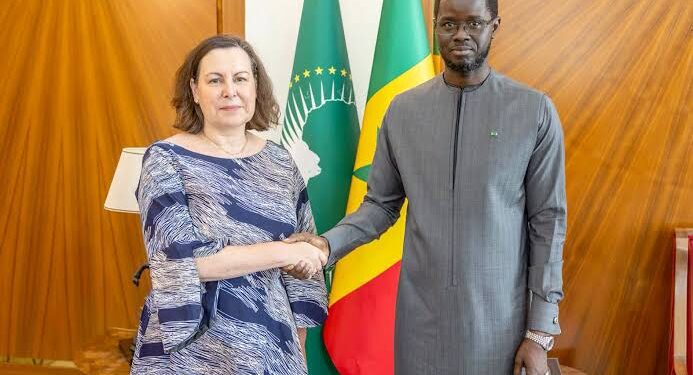 Sénégal : vers la restructuration de la dette autour d’un accord de 2,2 milliards de dollars avec le FMI
