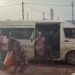 Le brigadier Mamady Oulare suspendu pour le transport de passagers à bord d’un minibus pénitentiaire