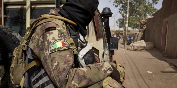 Mali : l&rsquo;armée et ses alliés reprennent la ville de Kidal après le retrait des rebelles du FLA