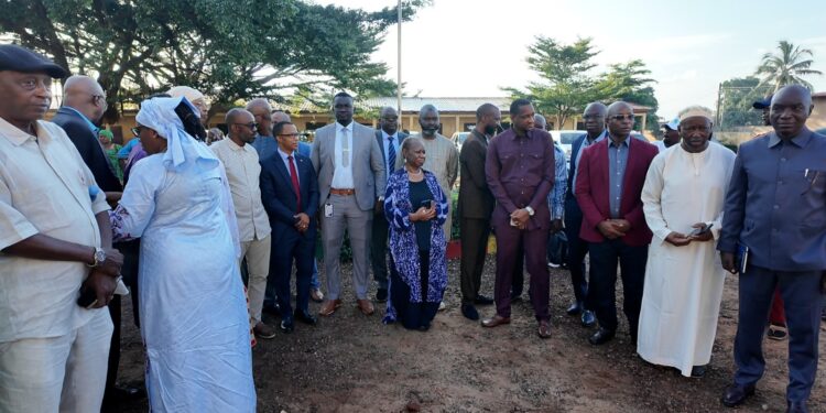Rentrée scolaire : la ministre Bintou Keita constate l’effectivité des cours à Ratoma