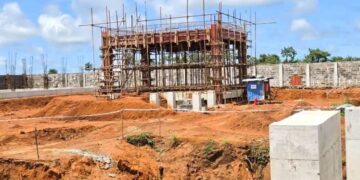 Électrification de Boffa : le chantier du poste électrique progresse à plus de 53 % (Laye Sékou Camara)