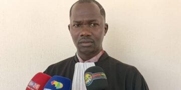 Condamnation de l’ex président de la cour constitutionnelle : « nous continuons à nous battre pour que sa dignité lui soit restituée », promet son avocat