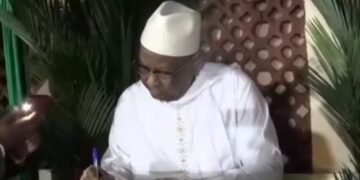 Obsèques de Sidya Touré à Abidjan : Lansana Kouyaté appelle à rester aux côtés de sa famille